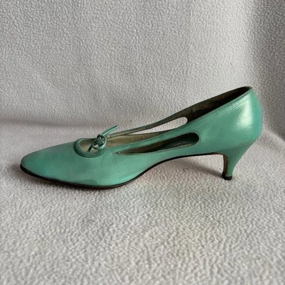 Vintage 1960s Saks Fifth Avenue Mint Green Heels - Picture 4 of 15